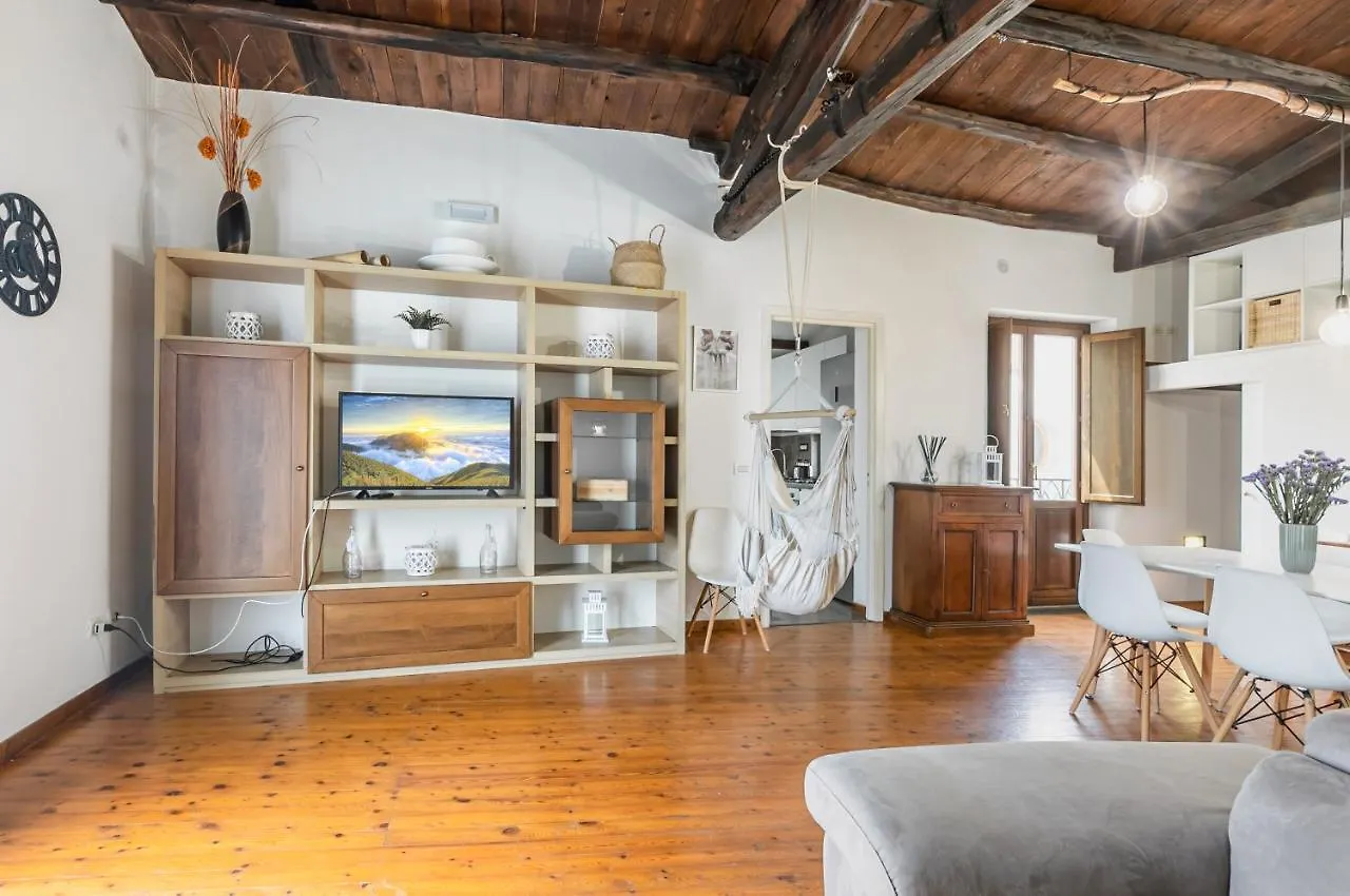 Apartment Vucciria Central Flat With Small Terrace Palermo Italy